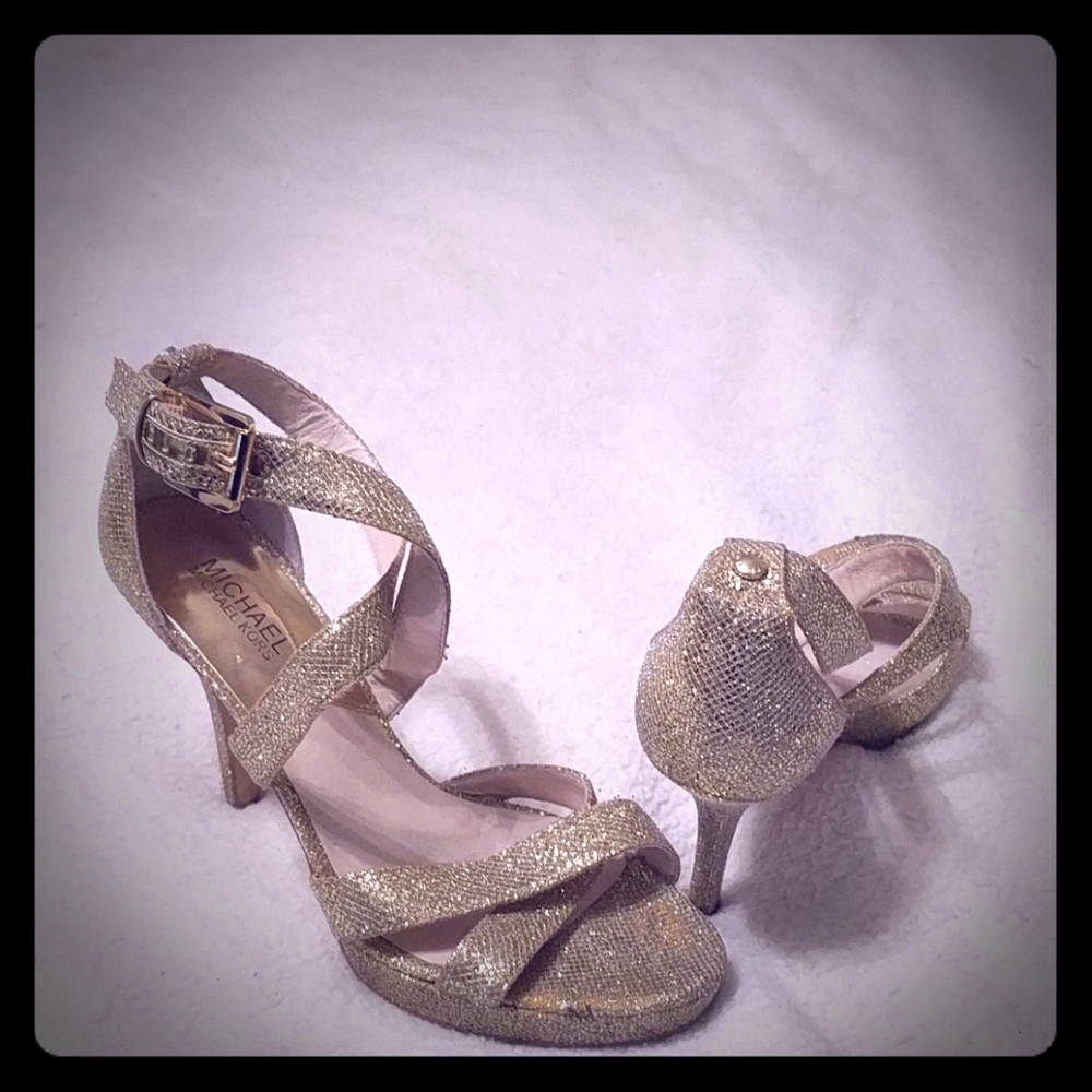 Michael kors gold sparkly holiday high heels sz 9